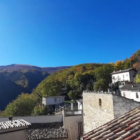 Casa de Férias La Grotta Di Nima Pretoro