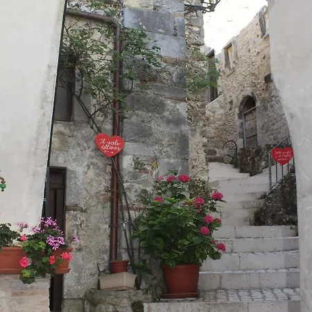 La Grotta Di Nima Dom wakacyjny *