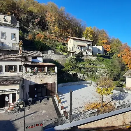 Casa de Férias La Grotta Di Nima Pretoro