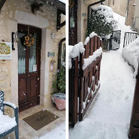 Dom wakacyjny La Grotta Di Nima Pretoro