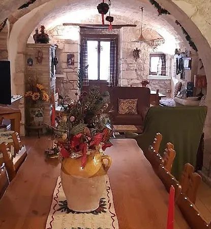 La Grotta Di Nima Dom wakacyjny Pretoro