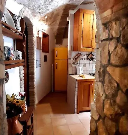 Casa de Férias La Grotta Di Nima