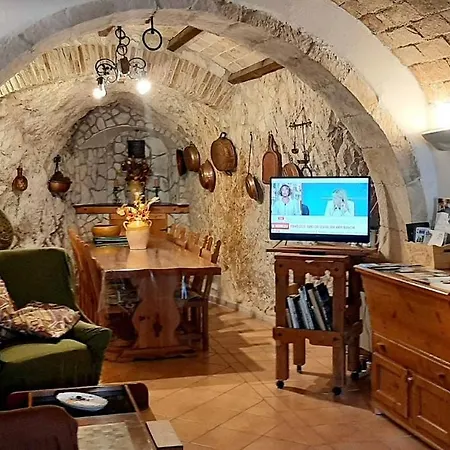 La Grotta Di Nima بيت للعطل بريتورو