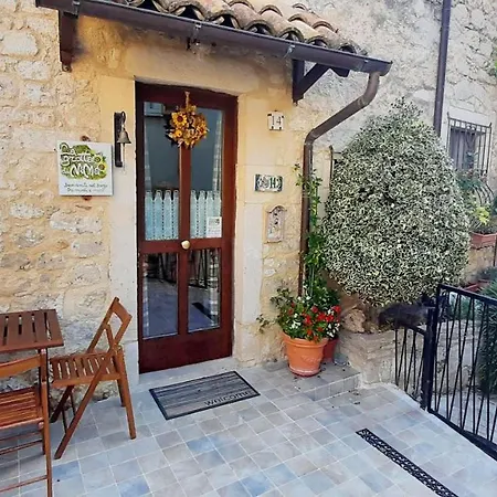 Holiday home La Grotta Di Nima