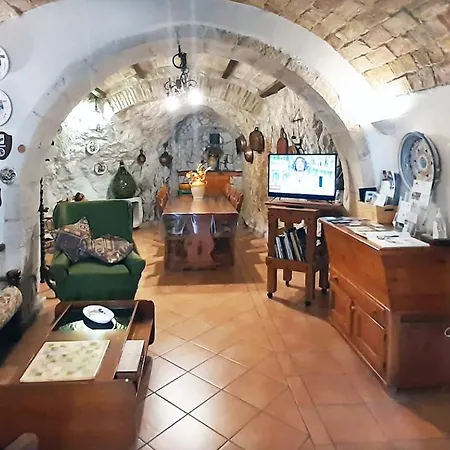 Holiday home La Grotta Di Nima *