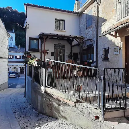 La Grotta Di Nima * Pretoro