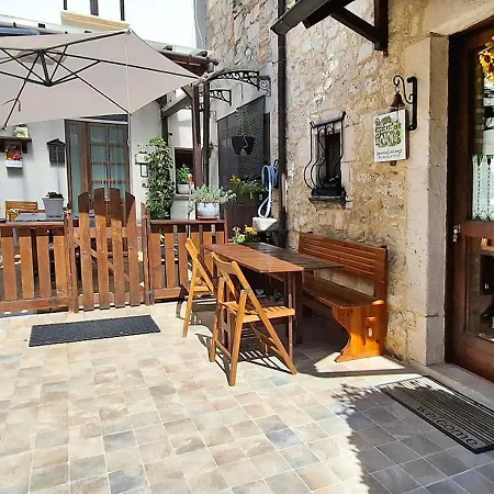 La Grotta Di Nima Dom wakacyjny *