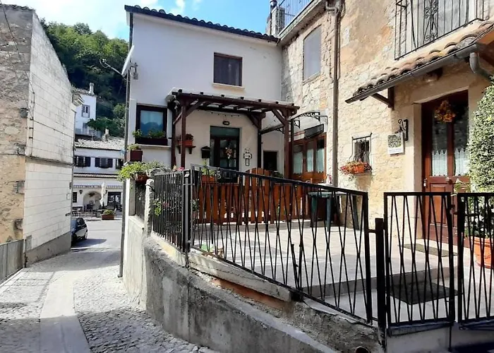 La Grotta Di Nima * Pretoro