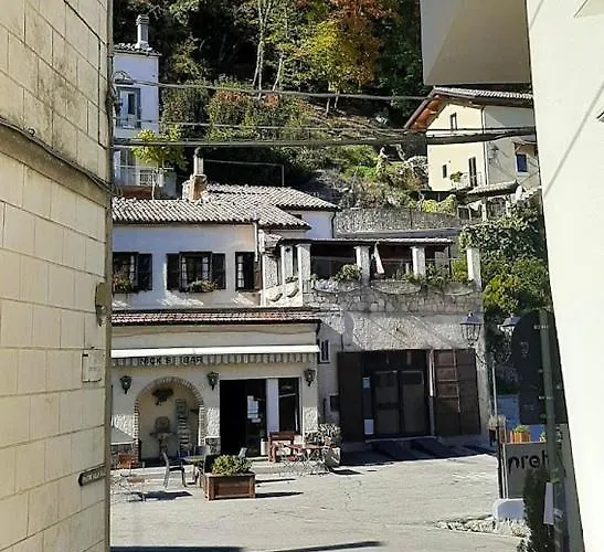 別荘 La Grotta Di Nima プレトーロ