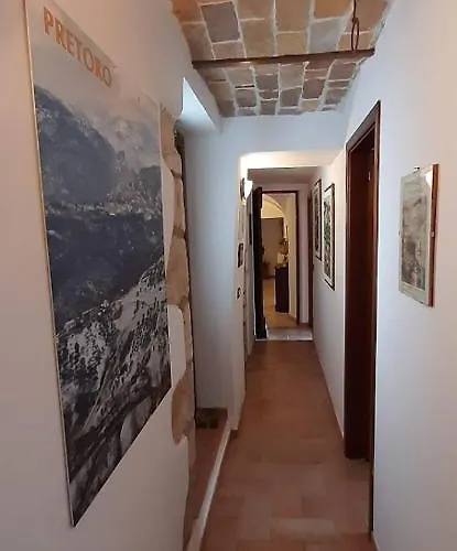 La Grotta Di Nima 別荘 プレトーロ