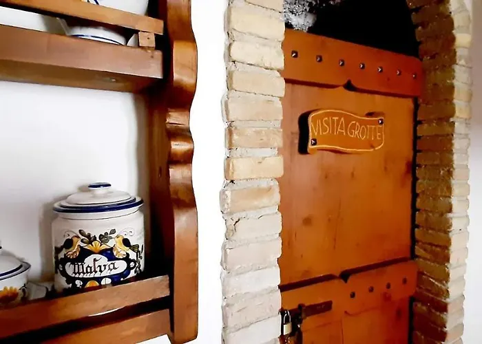 Casa de Férias La Grotta Di Nima