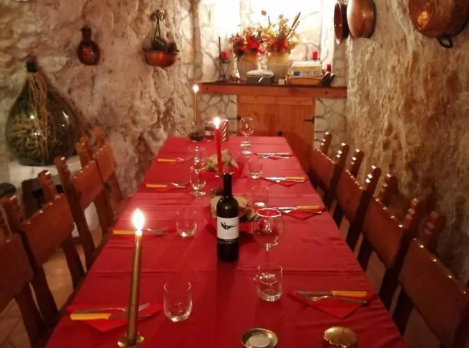 別荘 La Grotta Di Nima *