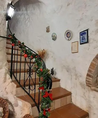 La Grotta Di Nima 別荘 プレトーロ