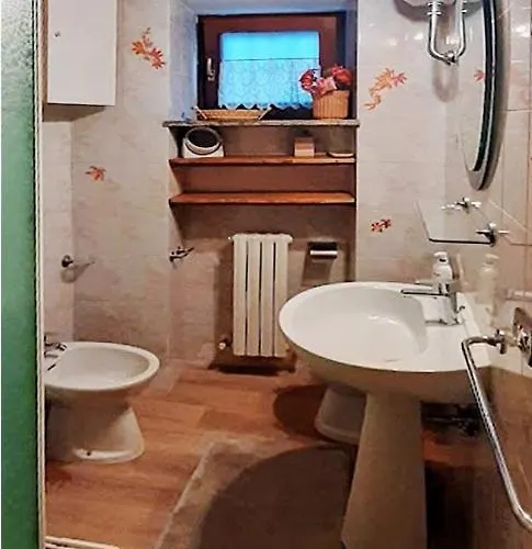 Casa de Férias La Grotta Di Nima